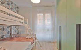 Urban Flat Nuevo y Moderno con Garaje y Wifi